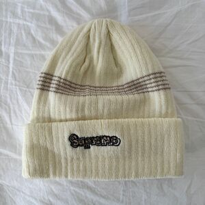 Supreme beanie hat